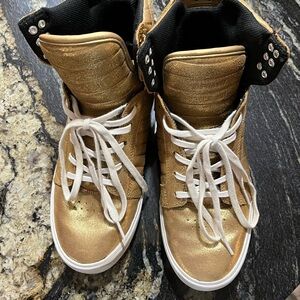 Men’s Supra high tops